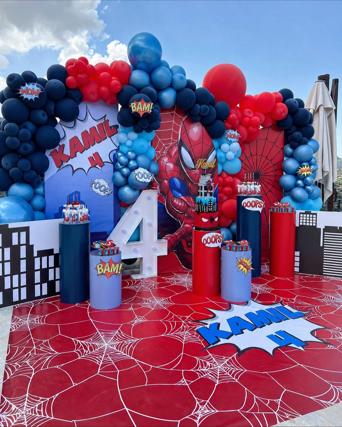 Décoration d’anniversaire sur le thème des super-héros